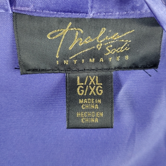 Thalia Sodi Womans lace Trimmed Wrap Robe Satin Tie Waist Size L/XL - Picture 10 of 12